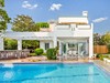 Villa IO Beachfront #4